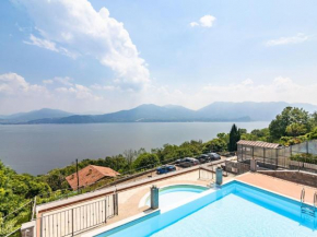 Lakeview apartment in Oggebbio with swimming pool